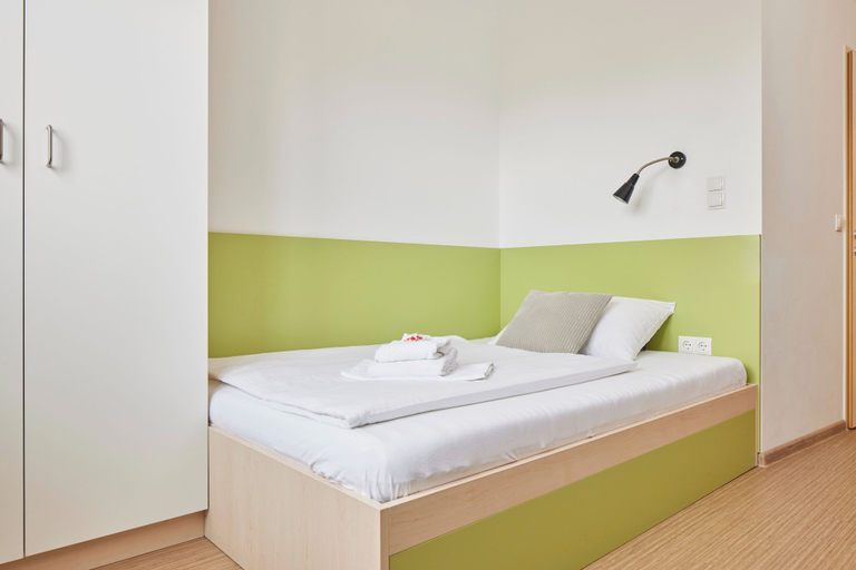 Bedroom 3, I AM Hotel Leoben, Leoben