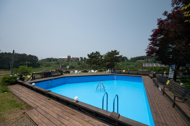 Sport & Beauty 2, Taean Insta Pension, Taean
