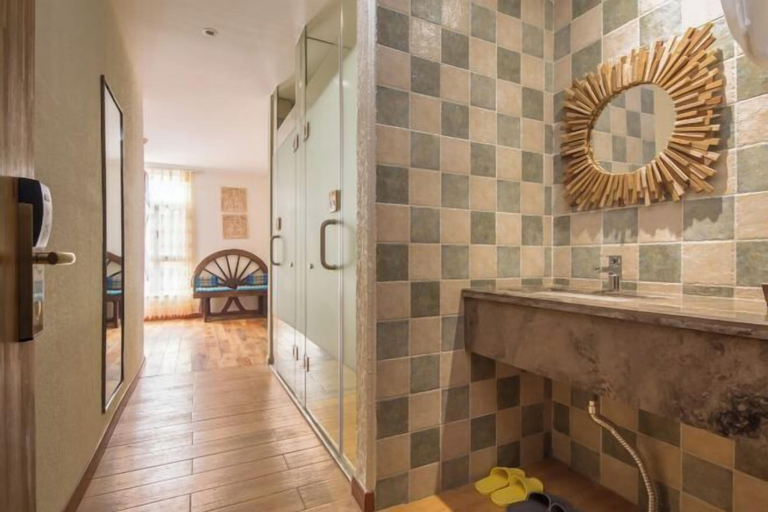 Bathroom 3, T&T Story Hotel (Kunming Dianchi Haigeng Dam), Kunming
