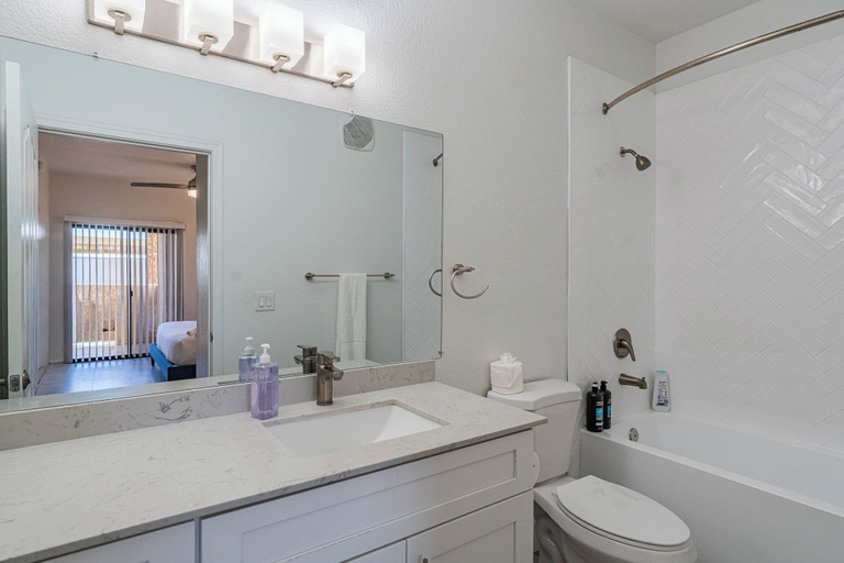 Bathroom 5, Upscale Stay w Heated Pool 8mins to ASU, Maricopa