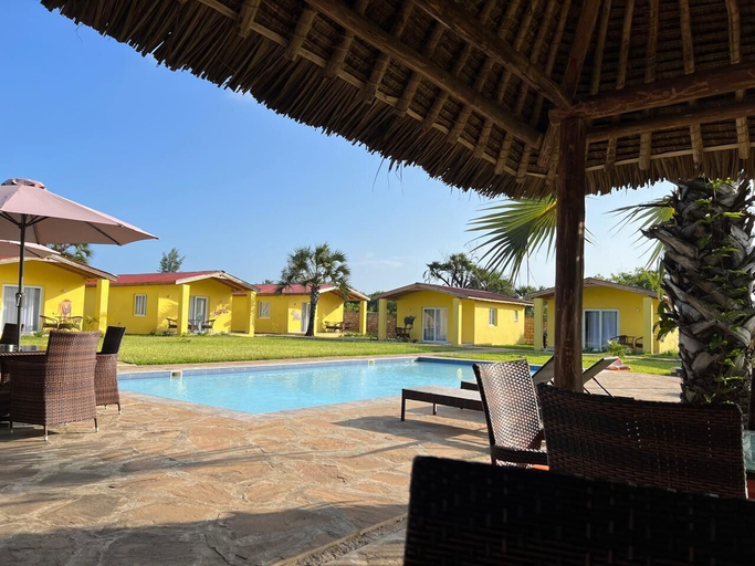 Pool 5, Coral Villa, Msambweni