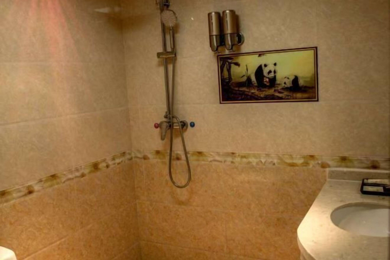 Bathroom 3, Dawagengzha Ecological Theme Hotel, Ya'an