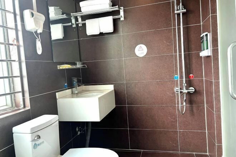 Bathroom, HaoJiang Hotel, Huizhou