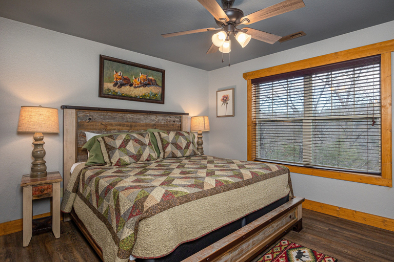 Bedroom 2, Mountain Sunrise Pool Cottage, Sevier