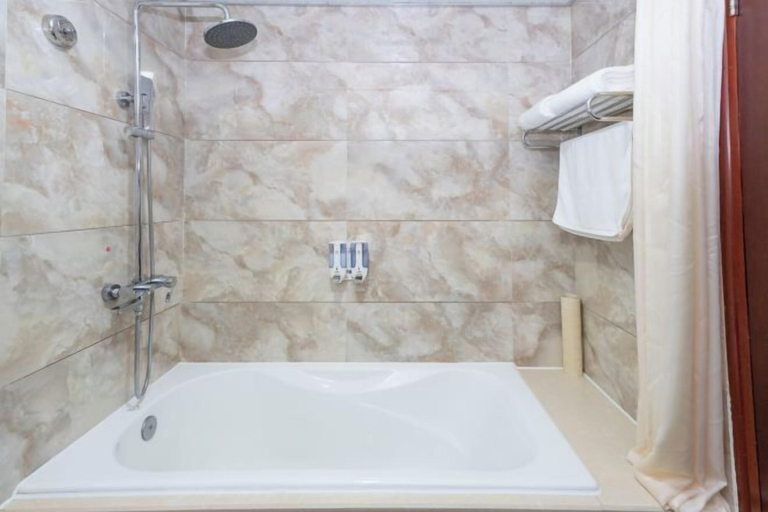 Bathroom 4, Taitan International Hotel, Shaoxing