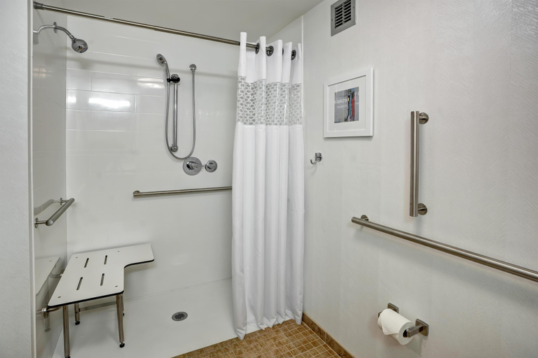 Bathroom 4, Hampton Inn Baltimore/Glen Burnie, Anne Arundel