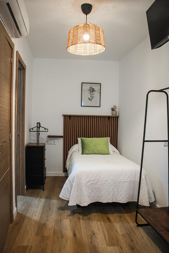 3, Suites Puerta Donana, Huelva