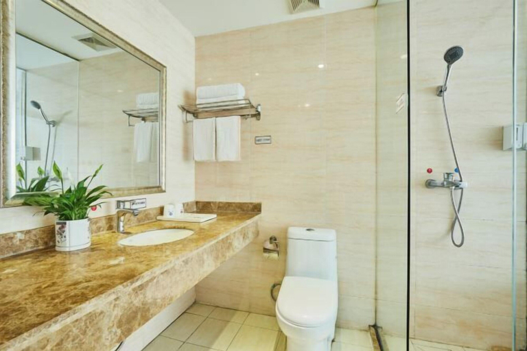 Bathroom 3, Zhuoshang Boutique Hotel, Hangzhou