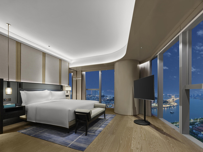 Bedroom 4, Hilton Zhuhai, Zhuhai