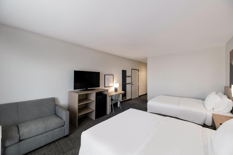 Bedroom 3, Spark by Hilton Midland South, Midland
