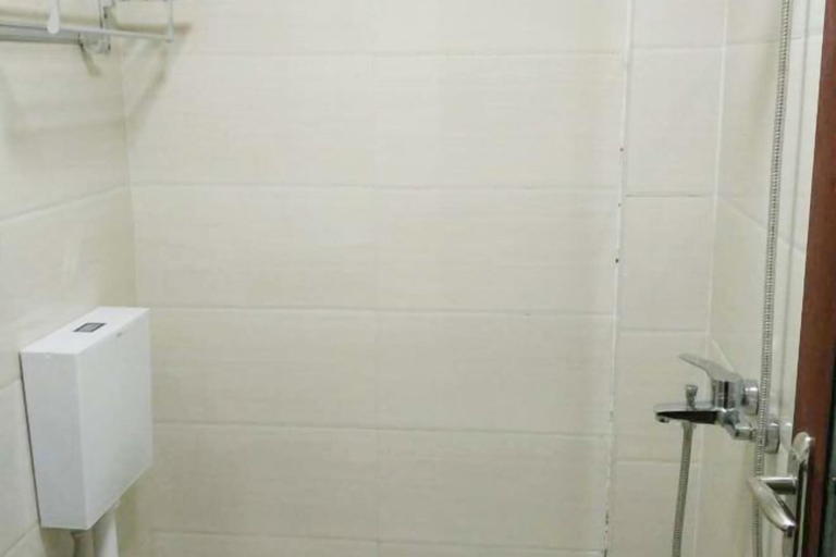 Bathroom 5, Huangyao Guyaju Farm Inn, Hezhou