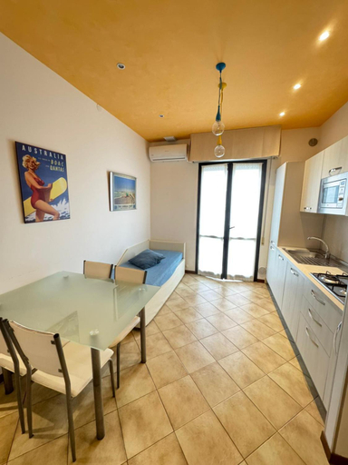 Others 3, Le Rose Residence & Bici House, Rimini