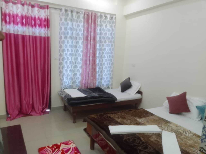 Room 4, Hotel Kalyan Palace And Restaurant, Chamoli