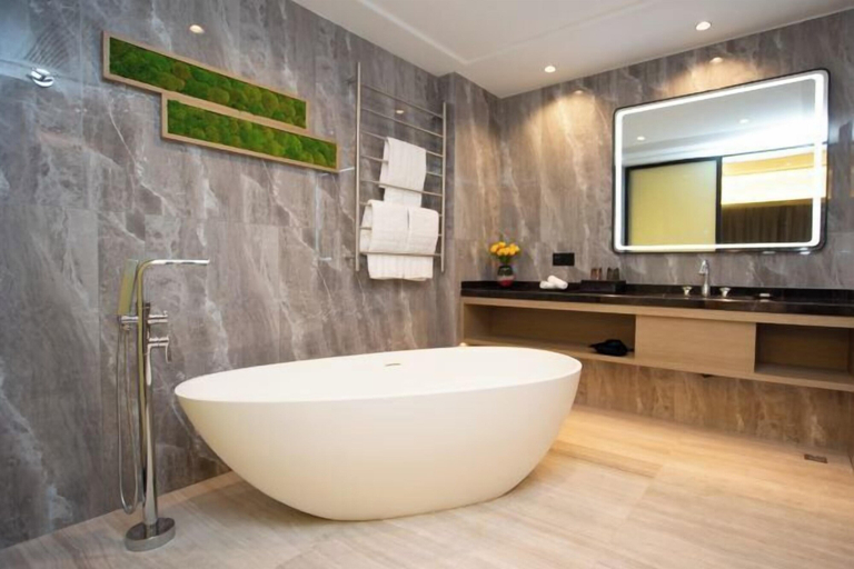 Bathroom 4, Haowangjiao Hotel, Ningde