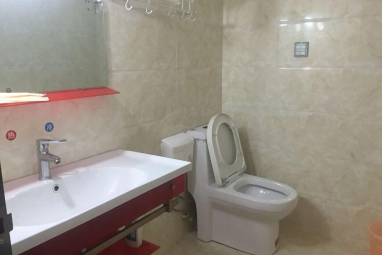 Bathroom 5, Golden Bay 38 Homestay, Wenzhou