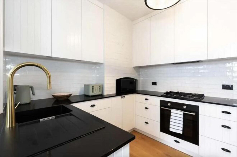 Private kitchen 5, Millers Point Home Harbourside, Sydney