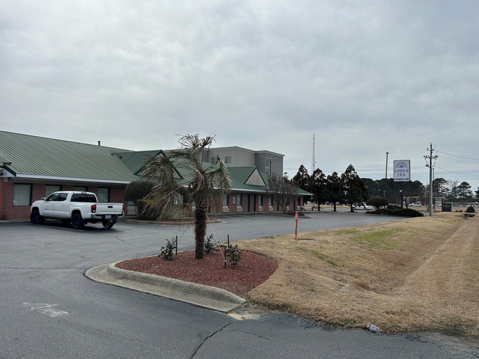 Exterior 2, Lodge Inn Extended Stay, Wayne