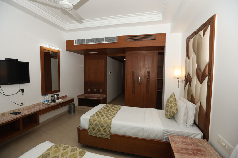 Room 4, Hotel Karai, Puducherry