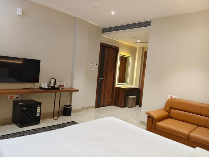 Room 2, THE CROWN TOWN BIDAR, Bidar