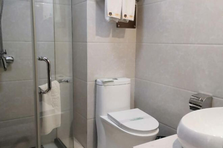 Bathroom 3, Jinsui Hotel, Wuwei