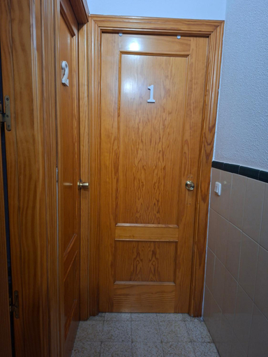 Others 4, Habitaciones privadas con cama doble en Sevilla, Sevilla