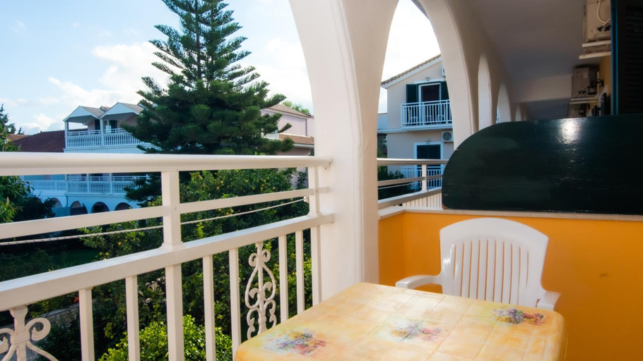 Others 5, Olga Studios - 1, Ionian Islands
