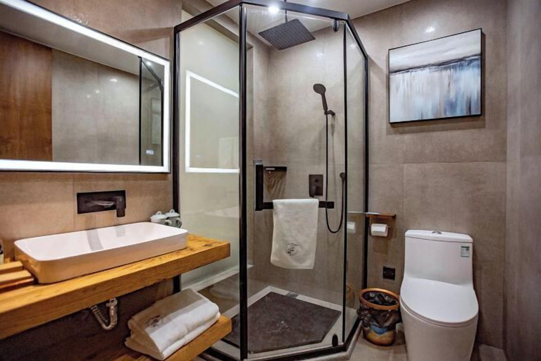 Bathroom 3, Lishui Zhugeshijia homestay, Lishui