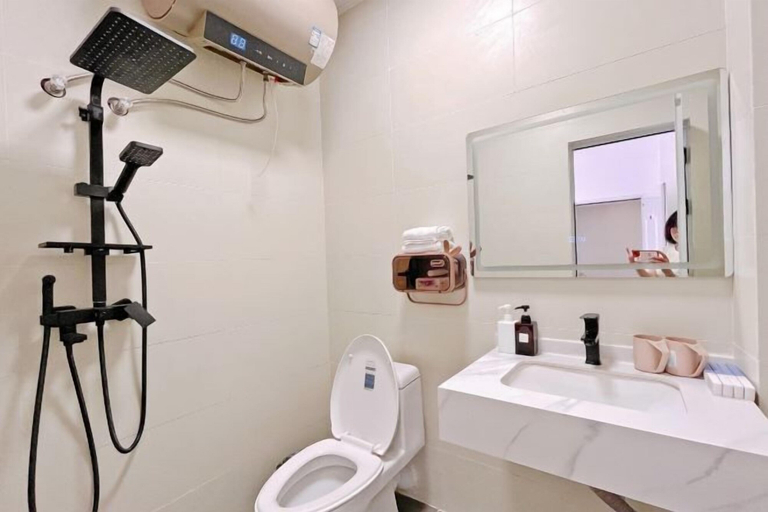 Bathroom 3, Cape No. 7 Sea House, Shenzhen
