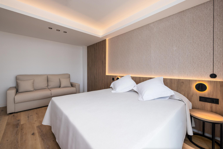 Bedroom 3, Ohtels Gran Hotel Almería, Almería
