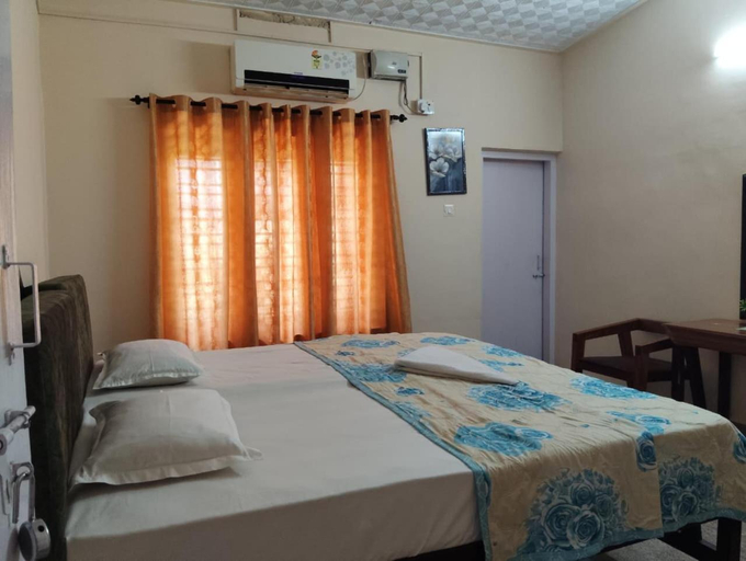 Bedroom 5, Hill Top Beach Resort, Thiruvananthapuram
