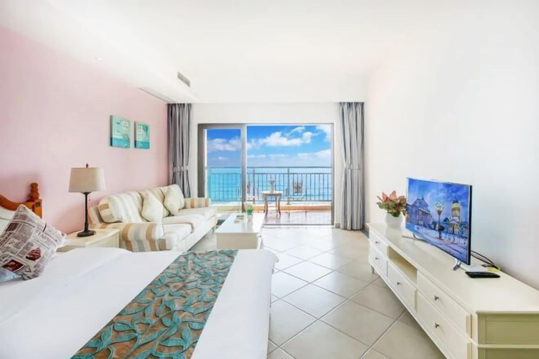 Bedroom 4, Double Moon Bay Beach Five Star Resort Apartment, Huizhou