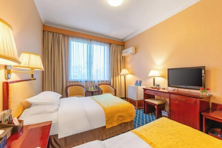 Bedroom 3, Fangzhou Hotel, Kunming