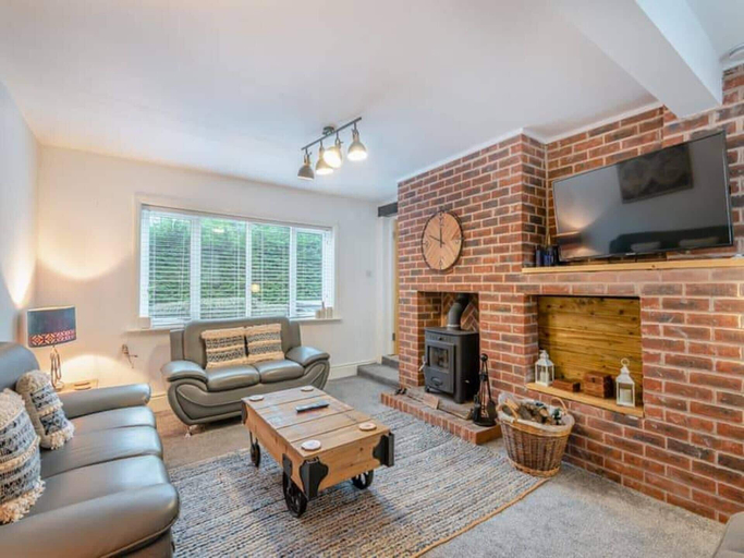 Living area 3, Poulter Cottage - Elkesley, Nottinghamshire