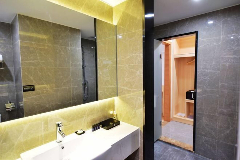 Bathroom 4, Mercure Styles Hotel Meizhou, Meizhou