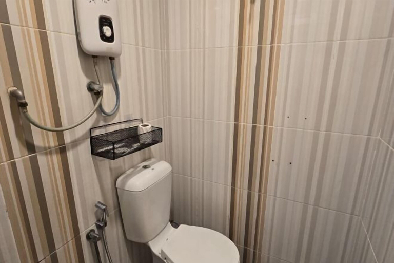 Bathroom 5, First In Hotel, Kuala Langat