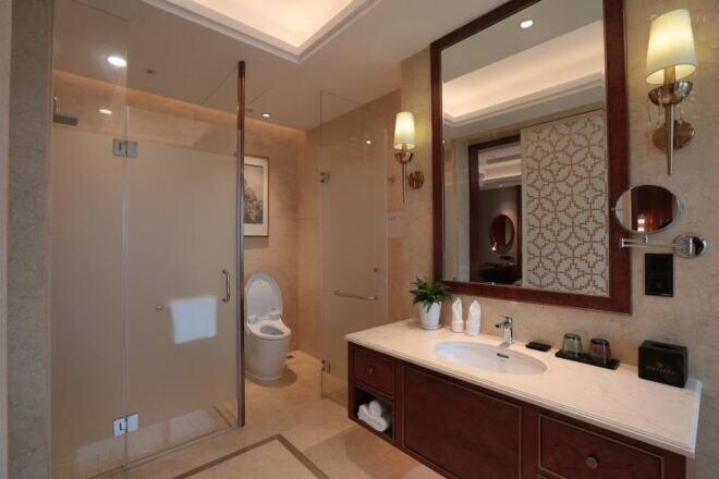 Bathroom 4, Jingcheng International Hotel, Yangzhou