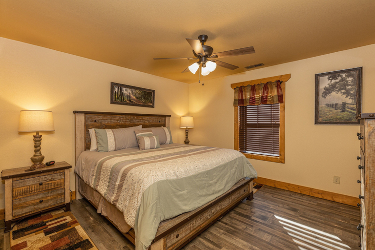 Bedroom 2, Bearvue Point, Sevier