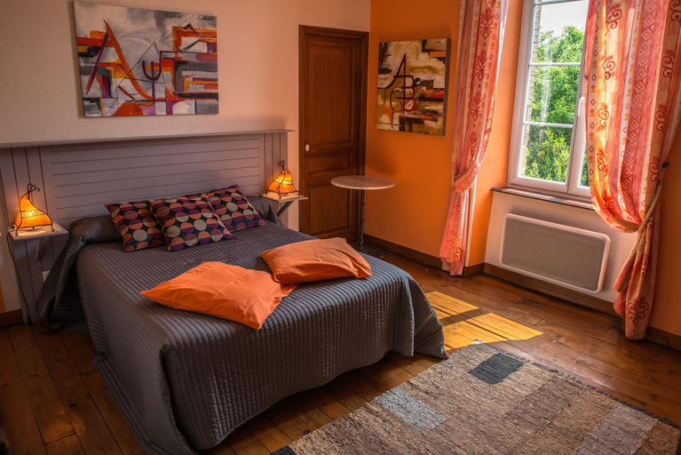 Others 3, Chambre Dora - Relais de l'Alaric, Aude