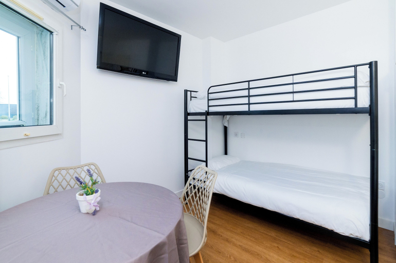 Bedroom 5, Kyriad Direct Macon Sud, Saône-et-Loire