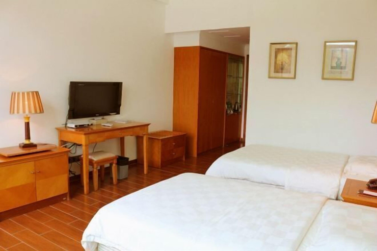 Bedroom 2, Hubin Hotel, Foshan