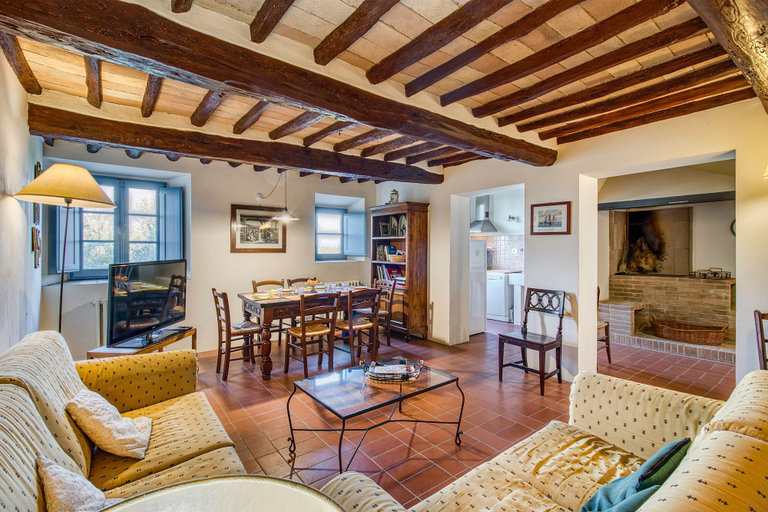Room 2, Villa Salivolpe Amazing Chianti View 6, Florence