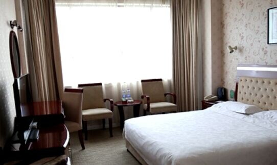 Bedroom 1, Zhijiang International Hotel, Yichang