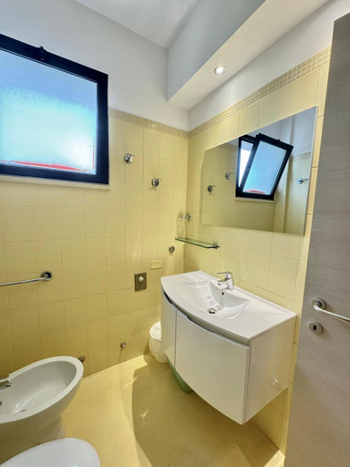 Bathroom 2, Le Rose Residence & Bici House, Rimini