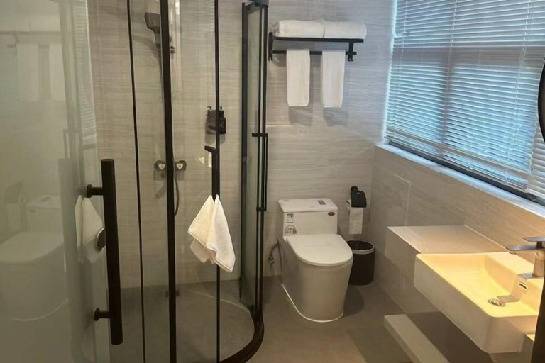 Bathroom 4, Laiyueke Hotel, Shenzhen
