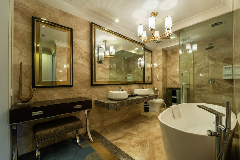 Bathroom 5, I Hotel Batam, Batam