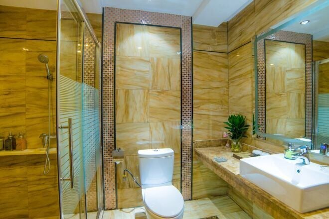 Bathroom 3, Rodin Oswey Hotel, Yunfu