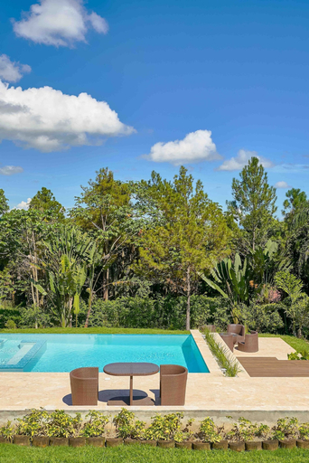 Room 3, 4BR Wood Mountain Villa Jarabacoa Heated Pool, Jarabacoa