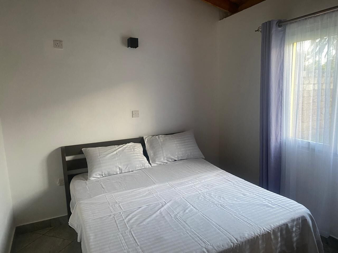 Room 4, Coral Villa, Msambweni