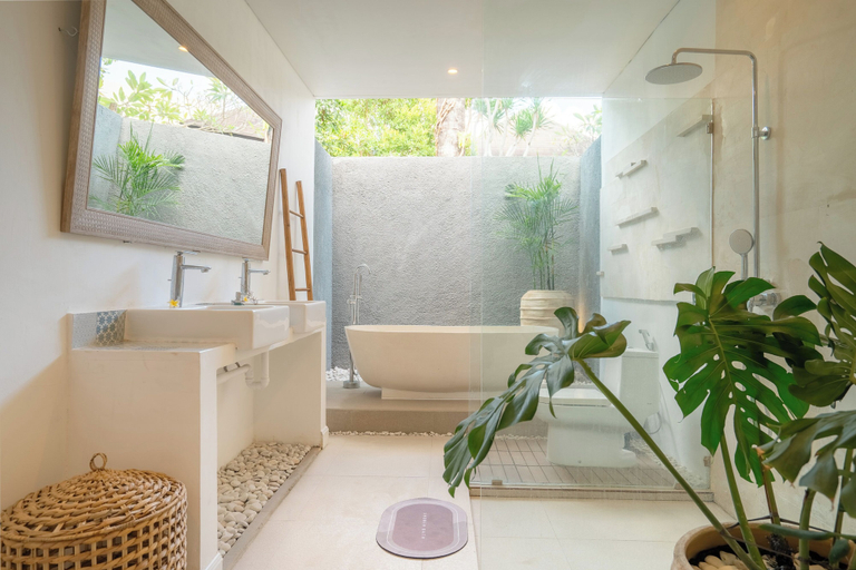 Bathroom 4, Silk Umalas by Nagisa Bali, Badung