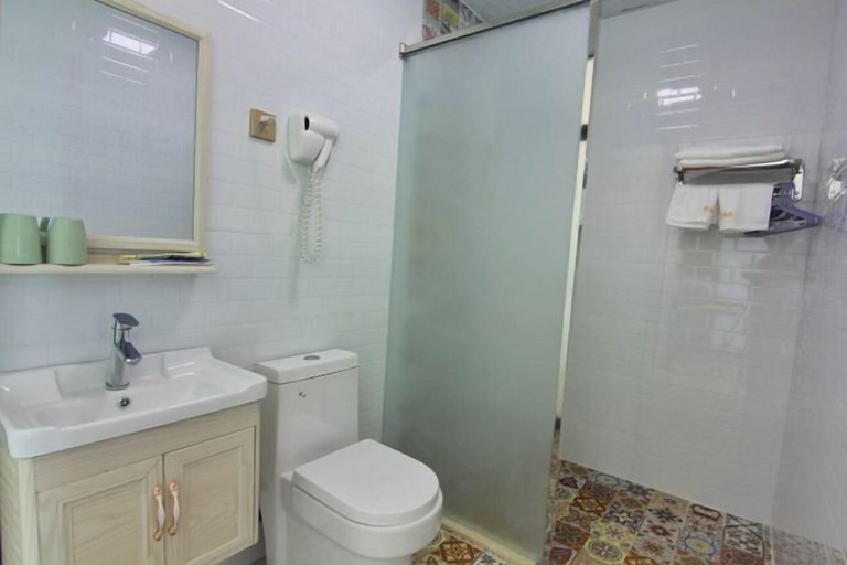 Bathroom 4, Jiaoyi Seaview Hotel